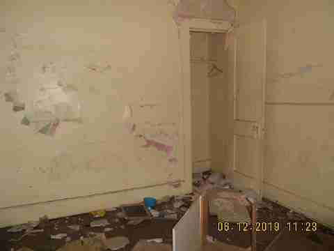 15022 Fordham (16)_m.jpg